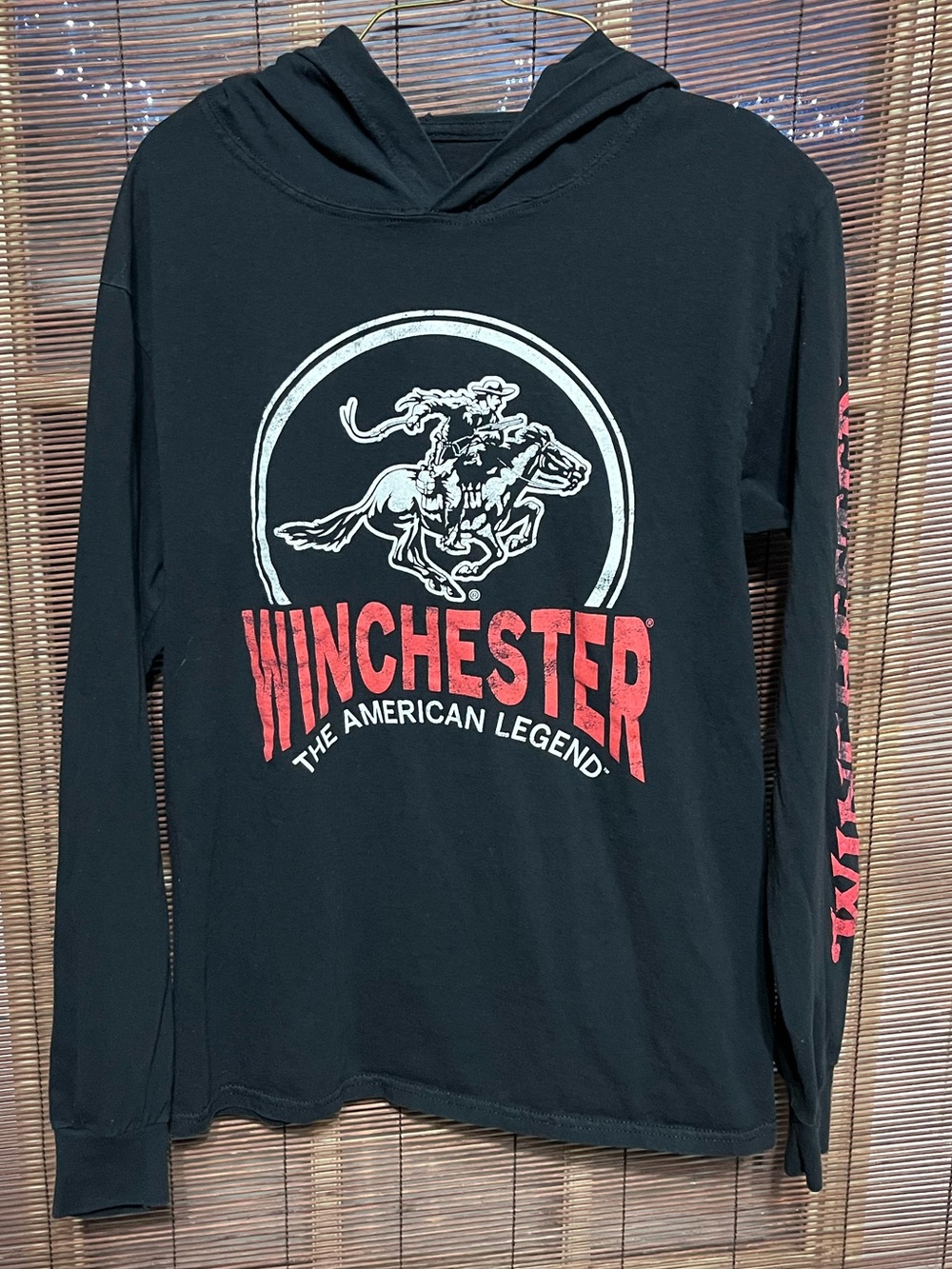 Winchester Black Hooded Long Sleeve Graphic Tee Shirt Adult Small/Petite Red Log
